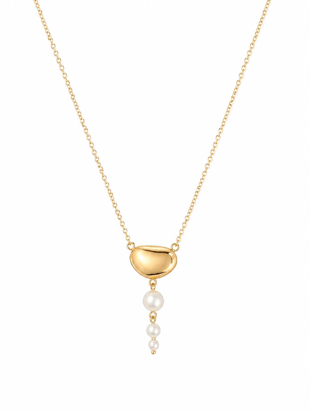 Collar Dorado con Perlas