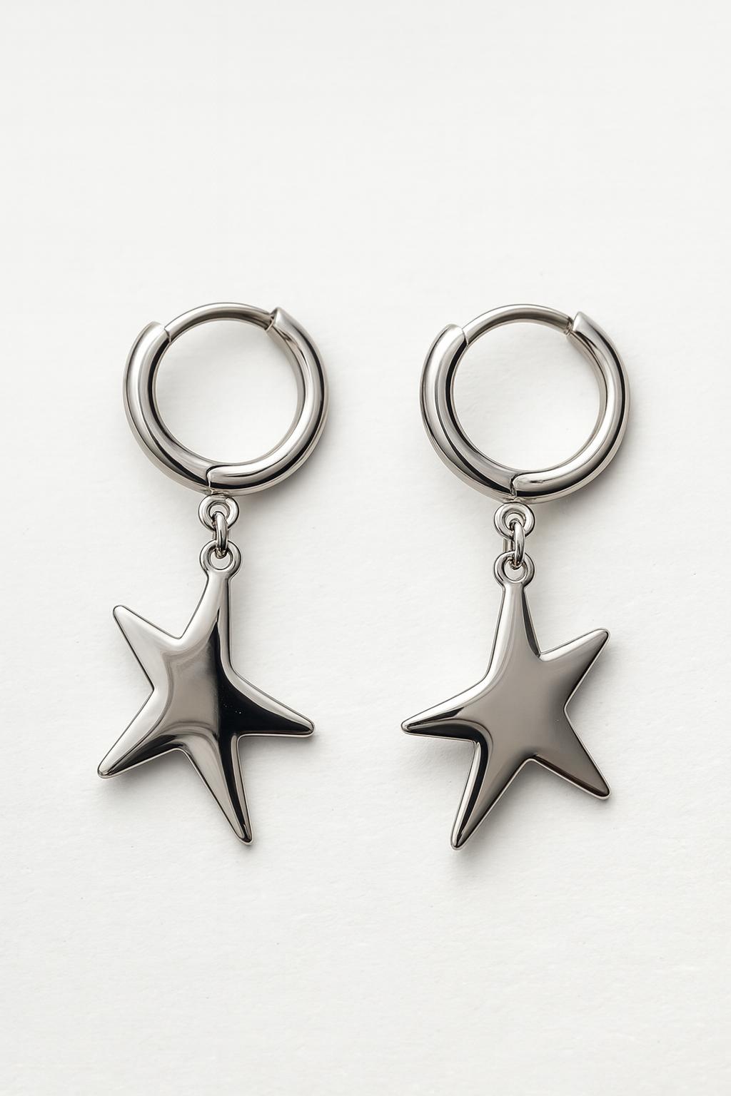 PENDIENTES PLATEADOS ESTRELLA