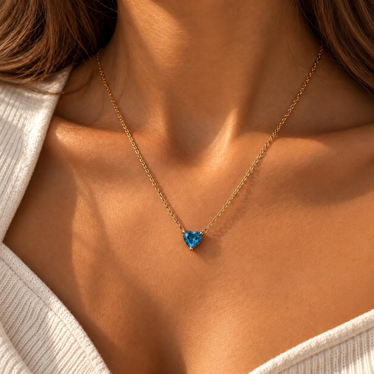 Collar Un Rien de Toi · Corazón azul Dorado