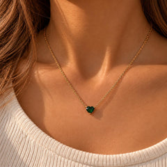 Collar Un Rien de Toi · Corazón verde Dorado