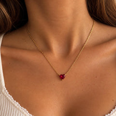 Collar Un Rien de Toi · Corazón rojo Dorado